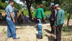 Jademila acompanhando "in-loco" as ações do SAAE