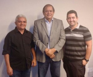 Américo de Sousa, Humberto Coutinho e o advogado Walkmar: recado dado aos "companheiros"